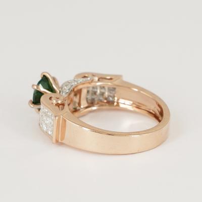 Bague en or rose grenat tsavorite et diamant 2