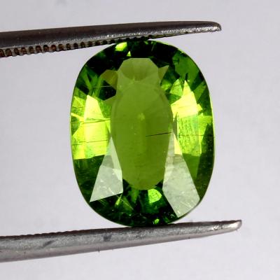 5.87 ct. Neon Yellowish Green Paraiba Tourmaline 2