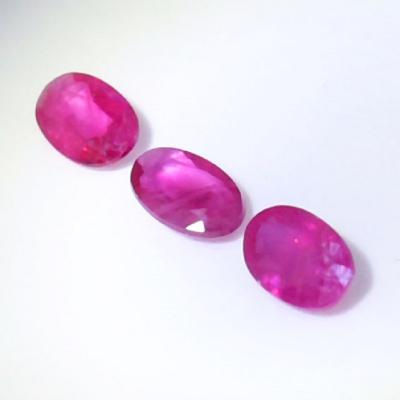 0.67 ct. Set of 3 Rubies BURMA, MYANMAR 2
