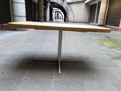 Charlotte Perriand - Table en pin Les arcs - 1969 2