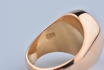 Bague chevalière symbole chinois en or jaune 18 carats 2