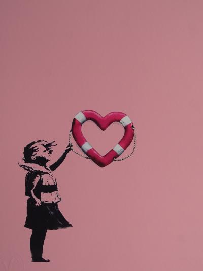 Banksy x Post Modern Vandal - Fille avec flotteur en forme de cœur (rose), 2021 - Impression pigmentaire 2