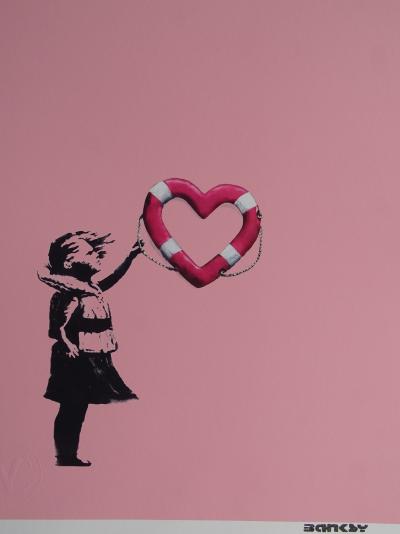 Banksy x Post Modern Vandal - Fille avec flotteur en forme de cœur (rose), 2021 - Impression pigmentaire 2