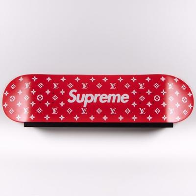 Shakeart83 - Skate Supreme (rouge), 2021 - Sculpture 2