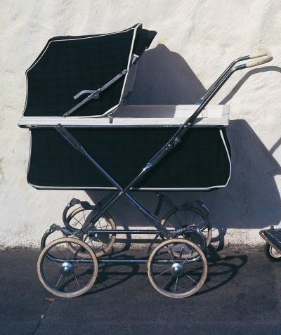 Michel HOSSZU - Two baby’s car  - New York 1964, 2019 - Tirage pigmentaire original signé et numéroté 2