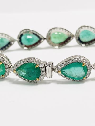 Platinum emerald and diamond bracelet 2