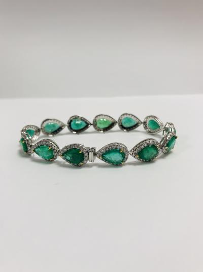 Platinum emerald and diamond bracelet 2