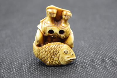 Japon - Netsuke en ivoire représentant Daikoku, début du XXème siècle 2