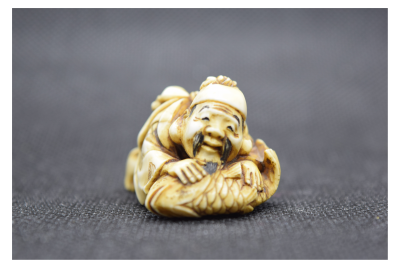 Japon - Netsuke en ivoire représentant Daikoku, début du XXème siècle 2