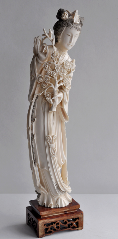 Japon - Sculpture en ivoire, vers 1950 2