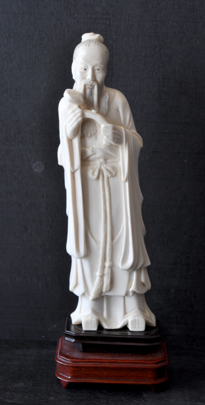 Chine  - Sculpture en ivoire, XXème siècle 2