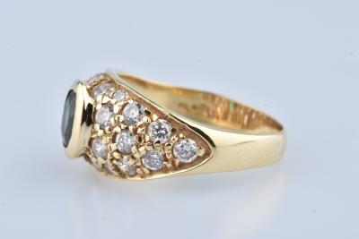 Bague en or jaune 18 carats sertie d’un saphir central de 0,50 ct et de 22 oxydes de zirconium 2