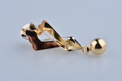 Boucles d’oreilles pendantes en or jaune 18 carats 2