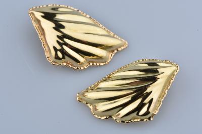 Boucles d’oreilles coquilles en or jaune 18 carats 2