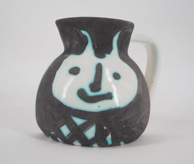Pablo PICASSO : Pichet Têtes, 1956 - Céramique originale, Madoura (Vallauris) 2