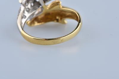 Bague dauphin en or jaune 18 carats ornée de 14 oxydes de zirconium et de 2 saphirs 2