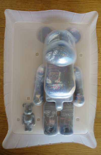 Medicom Toy - BE@RBRICK Jean-Michel Basquiat Vol. 7 ensemble 100% et 400% - Figurines 2