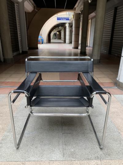 Marcel BREUER-  Fauteuil Wassily, circa 1980 2