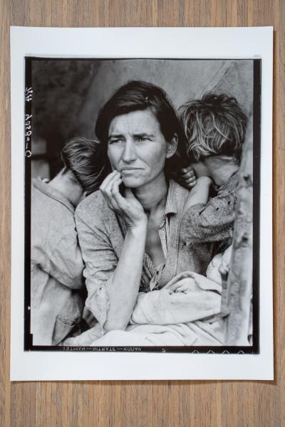 Dorothea LANGE - Migrant Mother, 1936 - Tirage gélatino-argentique 2