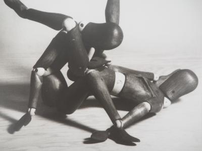 MAN RAY : Mr and Mrs Woodman (Jambes en l’air), 1970 - Tirage argentique original, Signé 2