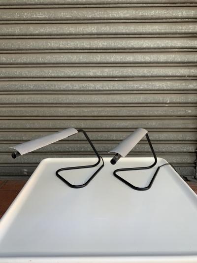 Achille et Pier Giacomo Castiglioni - Paire de lampes Tubino, circa 1970 2