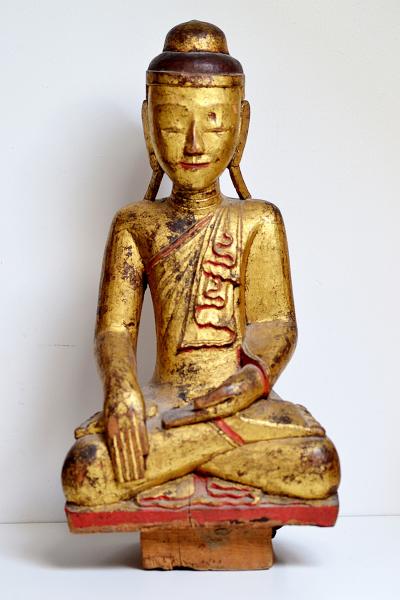 Birmanie - Bouddha en bois laqué et doré 2