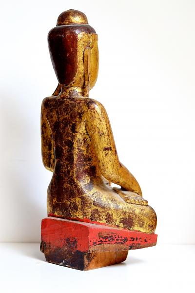 Birmanie - Bouddha en bois laqué et doré 2