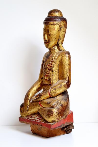 Birmanie - Bouddha en bois laqué et doré 2