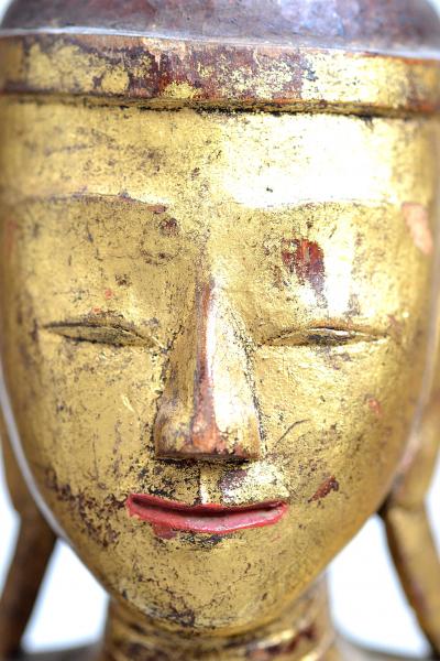 Birmanie - Bouddha en bois laqué et doré 2