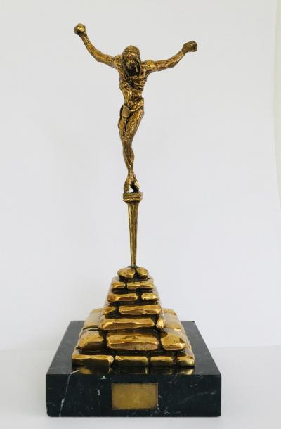 Salvador DALI (d’après) - Christ de Saint Jean de Croix - Sculpture en bronze signée 2