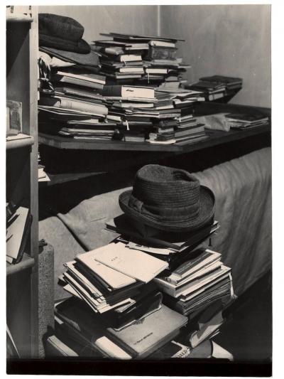 Josef SUDEK - Labyrinth, in Otto Rothmayer's office, 1967 - Film