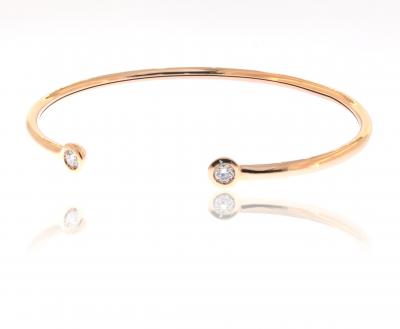 Bracelet en or massif rose 18 carats ornée de 2 diamants de synthèse ronds brillants de 0,20 carat. (0,10 ct chacun) 2
