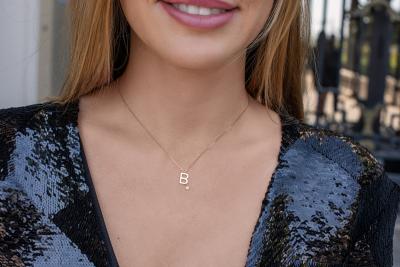 Collier lettre B en or rose massif 18 carats ornée de 1 diamant de synthèse rond brillant 2