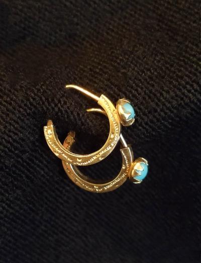 Boucle D’oreille Créole Vintage - En Or 18K (750) Et Opaline Bleue -Décor Ciselé 2