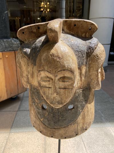 Gabon - Masque de cérémonie 2