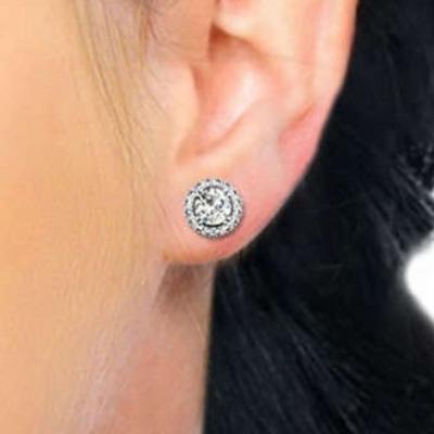 White Gold Solitaire Diamond Earring Studs with side Diamonds 2