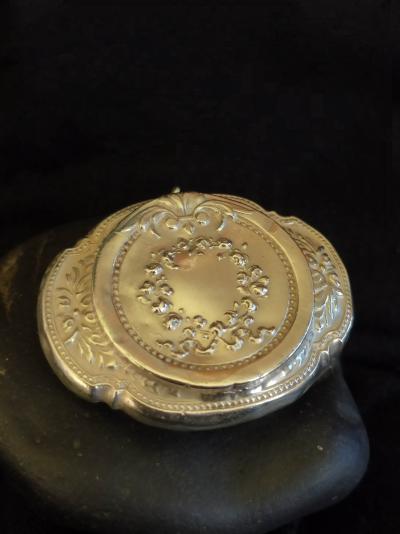 Pendentif poudrier miroir ancien en argent 2