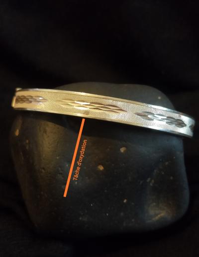 Bracelet ancien en argent motif ciselé et guilloché 2