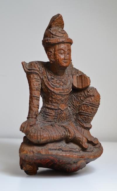 Birmanie - Figure bouddhique en bois de teck debut 19ème siècle 2