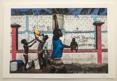 Corentin FOHLEN  - Haiti 2013, cité du Soleil, 2017 - Photographie 2