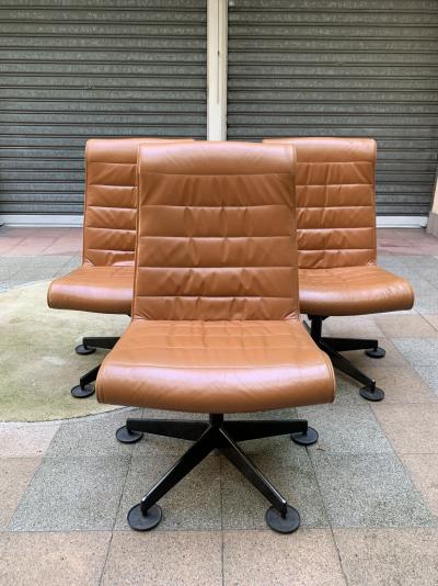 Fauteuil Conférence en cuir 2
