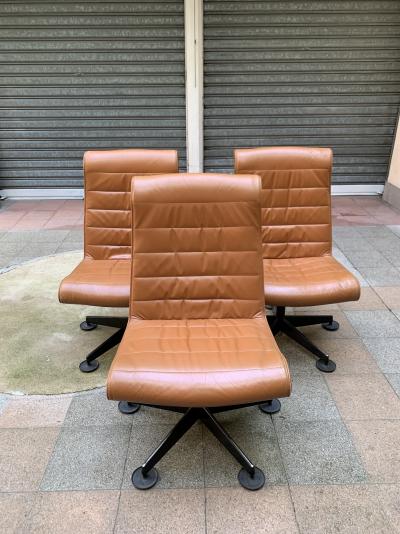 Fauteuil Conférence en cuir 2
