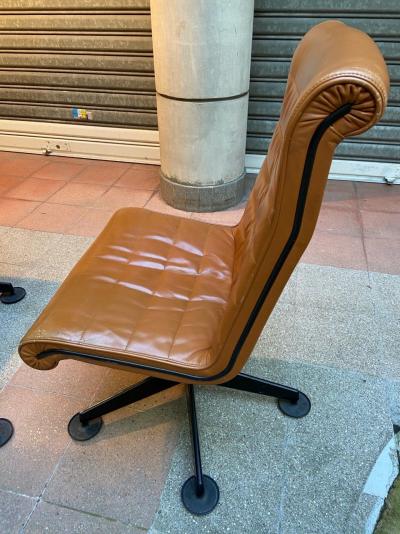 Fauteuil Conférence en cuir 2