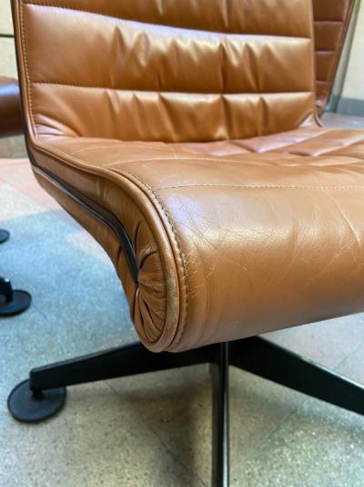 Fauteuil Conférence en cuir 2