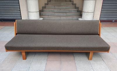 Hans J. WEGNER - Canapé GE 238 2