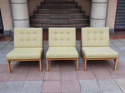 Ole GJERLØV-KNUDSEN & Torben LIND  - Set de trois chauffeuses et table basse, vers 1960 2