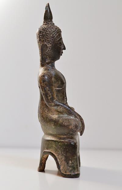 Thaïlande - Bouddha de style Kampaeng Phet 2