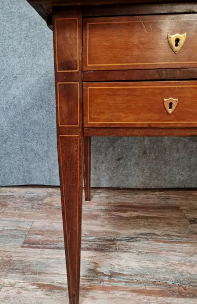 Bureau de centre style Louis XVI en acajou et citronnier 2