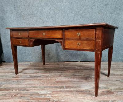Bureau de centre style Louis XVI en acajou et citronnier 2