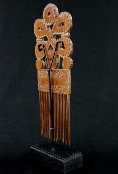Ghana, Ethnie Ashanti - Ancien Peigne avec socle sur mesure 2